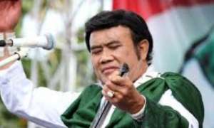 Lirik Lagu Keramat Rhoma Irama - Informasi Aktual