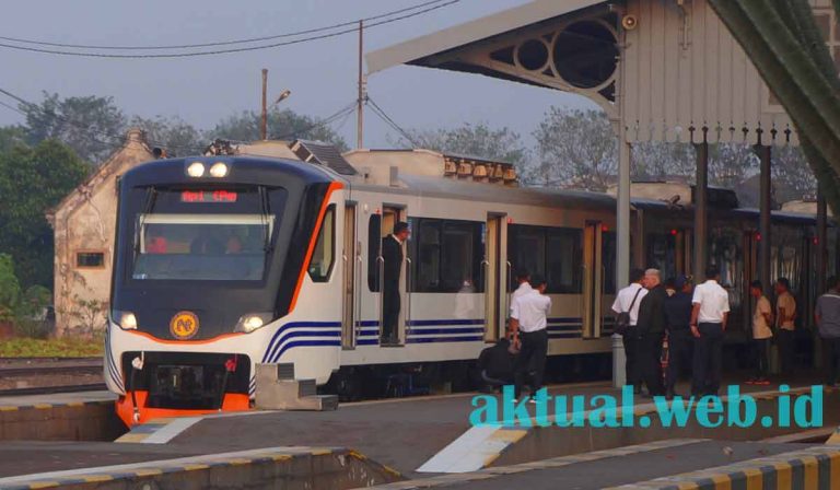 Kereta DMU Philippine National Railway Buatan INKA - Informasi Aktual